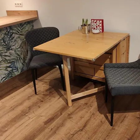 Apartamento Einliegerwohnung 350m Vom