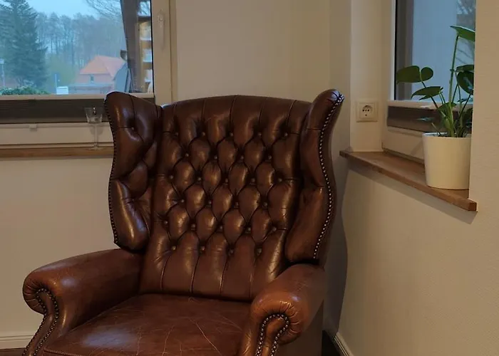 Einliegerwohnung 350m Vom * Westensee